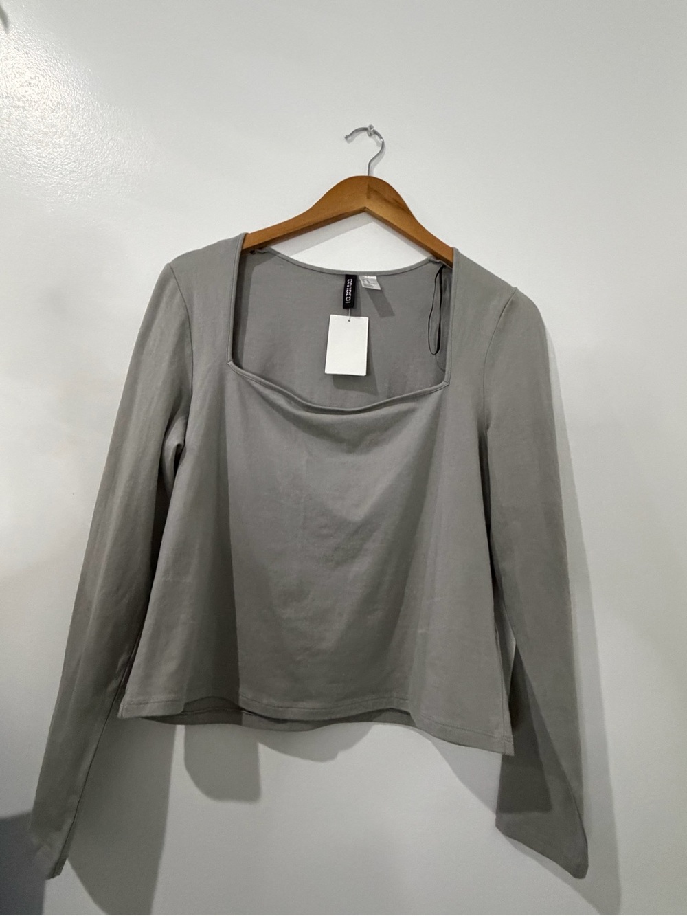 H&M Light Gray Long Sleeve Square Neck Top